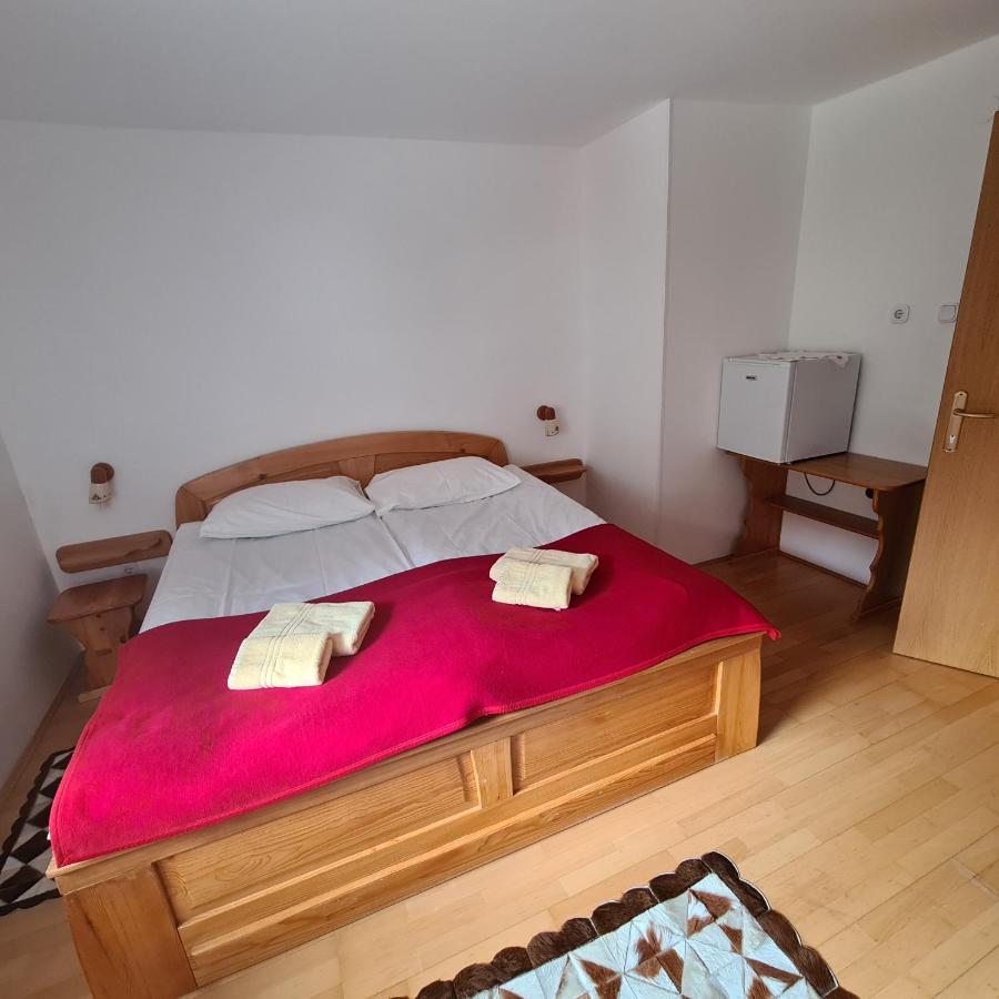 Penzion Pr' Betel Jesenice Exterior foto