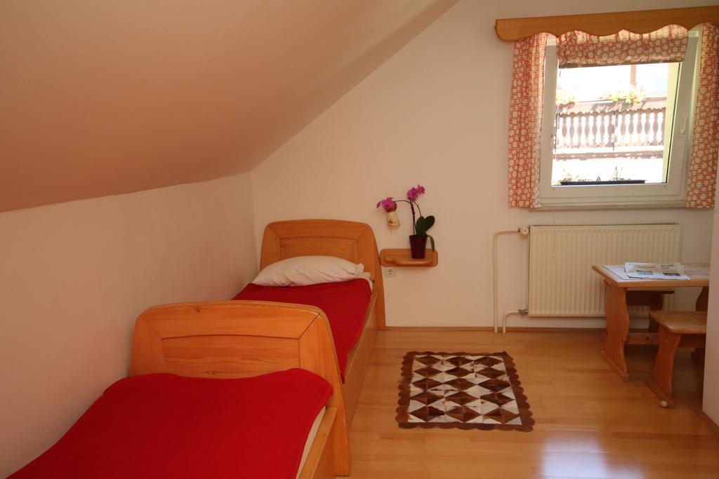 Penzion Pr' Betel Jesenice Exterior foto