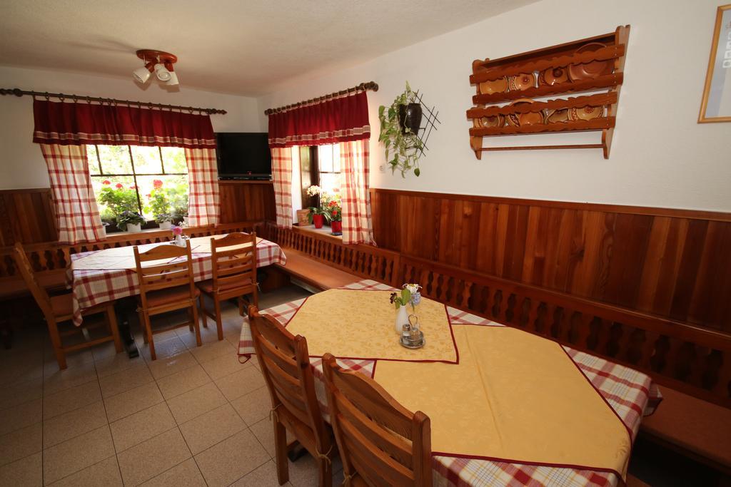 Penzion Pr' Betel Jesenice Exterior foto