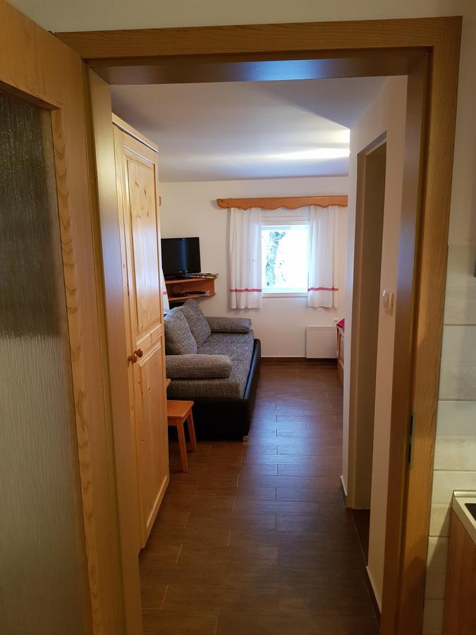Penzion Pr' Betel Jesenice Exterior foto